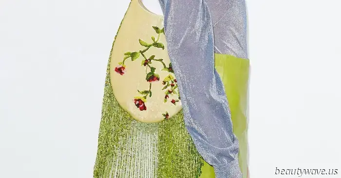 Fashionistas überall sind wegen dieser Tory-Burch-Tasche, die gerade viral geht, völlig aus dem Häuschen.