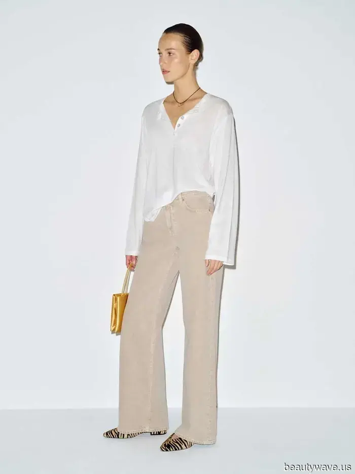 Todos estamos de acuerdo, entonces&mdash;Esta blusa sin complicaciones es la forma fácil de elevar tus looks de nueva temporada.