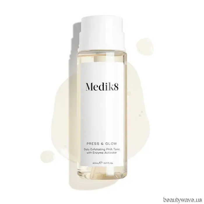 Numerous experts have validated this: This is the proper sequence for applying your skincare products.