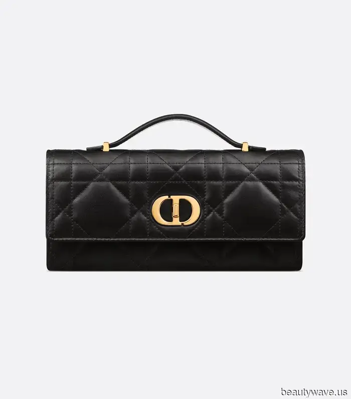 This is the chic bag style that will elevate the appearance of all your outfits, giving them a luxurious look.