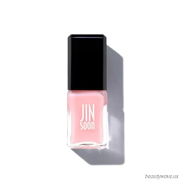 Lisa's and Jisoo's manicurists just revealed to me that these 9 K-Pop-inspired nail trends will shape 2025.