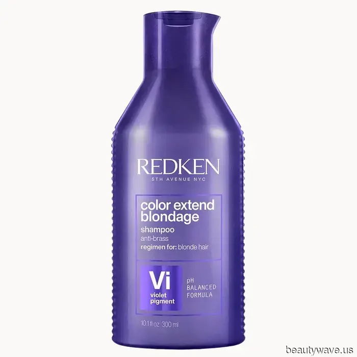 Experts concur: Ribbon highlights are the summer solution for achieving an expensive-looking hairstyle.