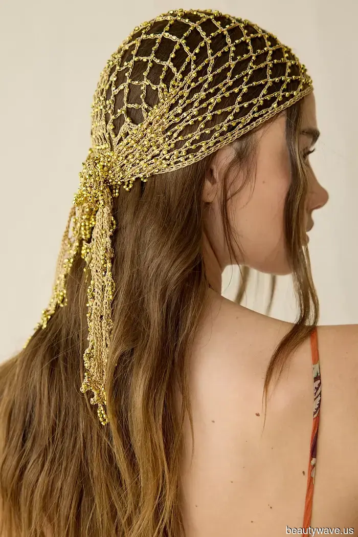 La stagione dei festival è arrivata: 16 accessori che i parrucchieri dicono saranno ovunque quest'anno