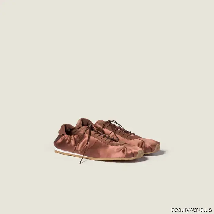 Neither Suede nor Leather: The Ultra-Stylish Trainer Trend Seen Throughout London, Milan, and NYC