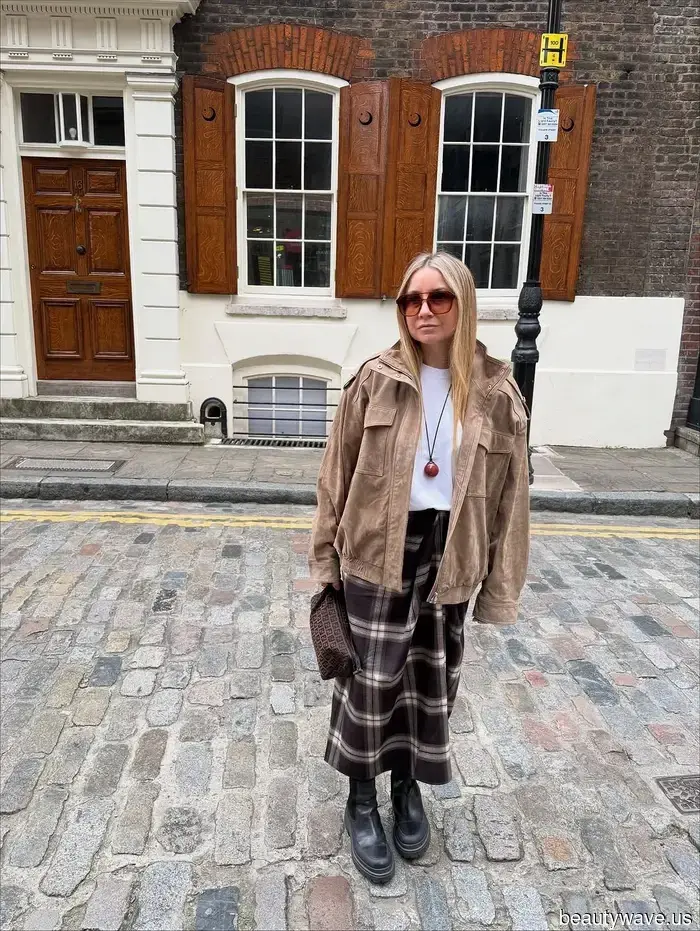 Si quieres lucir elegante y rica este invierno, asegúrate de tener esta tendencia de pantalones que no son de mezclilla.