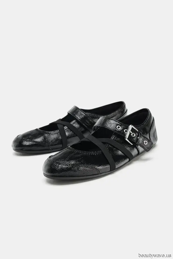 Доверьтесь мне&mdash;эти 36 стильных новинок обуви и аксессуаров Zara распродадутся к концу месяца