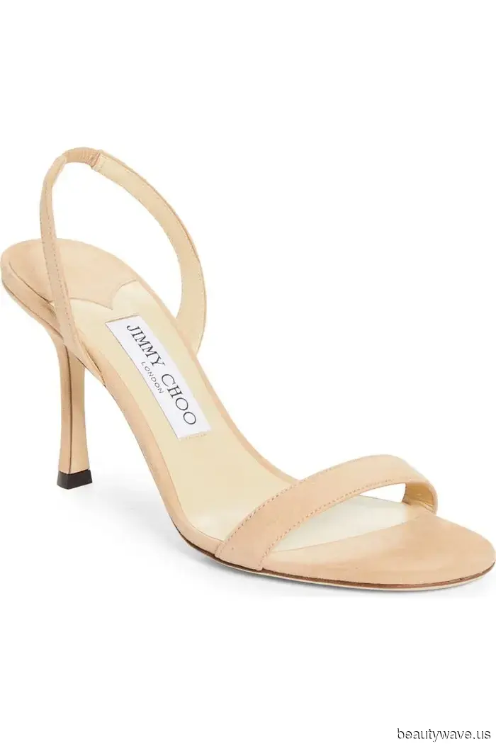Die ruhige Luxus-Schuhfarbe, die die Leute diesen Sommer anstelle von Schwarz tragen.