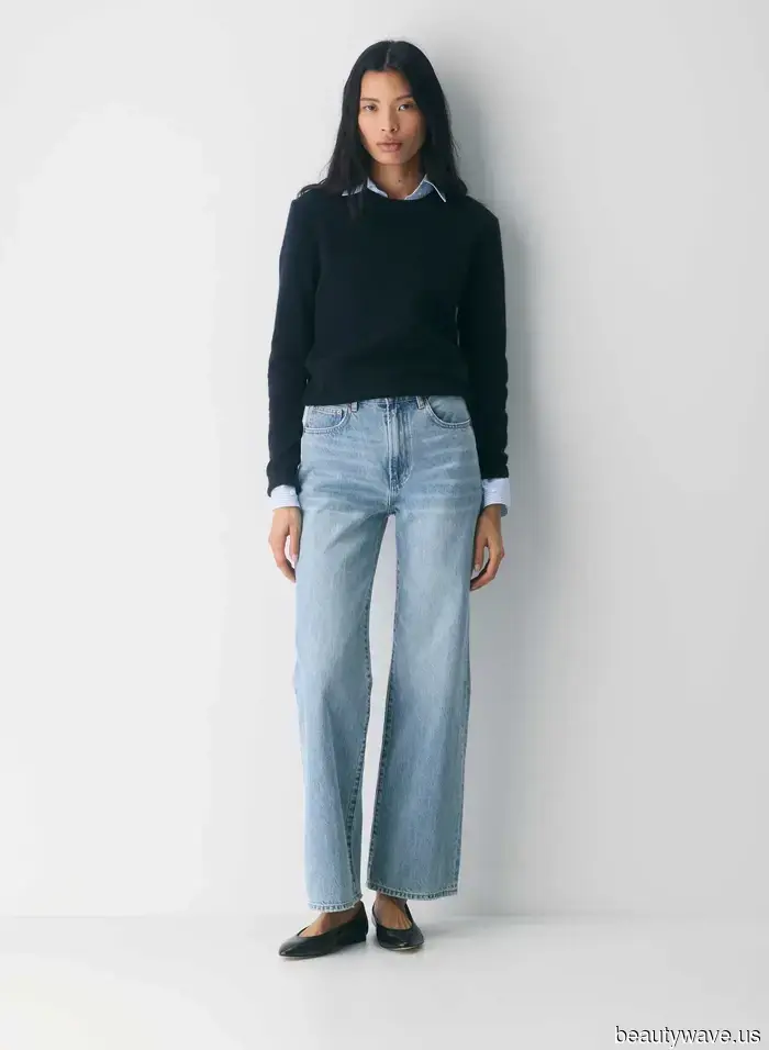 Styling Light-Wash Denim for Spring, as Suggested by Style Influencers