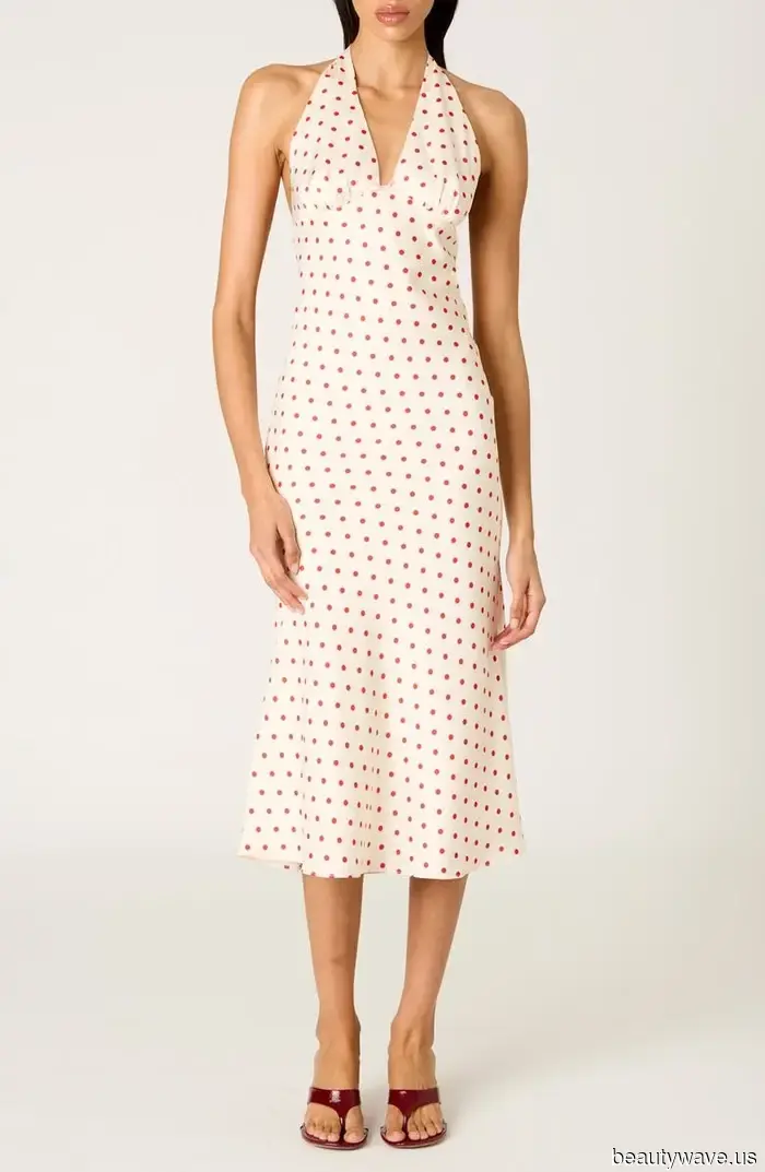 A French Woman Enters Nordstrom—33 Items She’s Purchasing From the Half-Yearly Sale