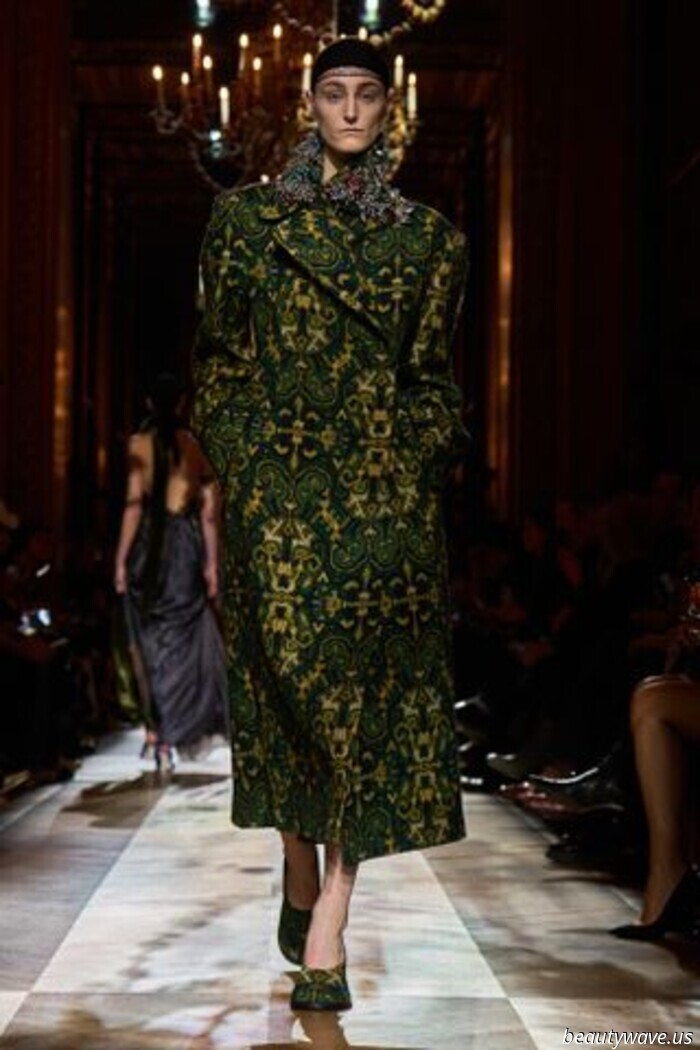 Dries Van Noten De Julian Klausner Es Todo Lo Que Colectivamente Esperábamos Que Fuera (y Algo Más)