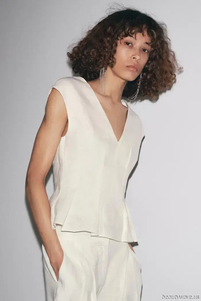 7 Timeless, Anti-Trend Tops That Those With Good Taste Are Combining With Trousers, Skirts, and Jeans This Summer