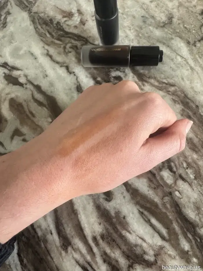 Victoria Beckham's latest bronze tints provide me with the ultimate sun-kissed radiance.