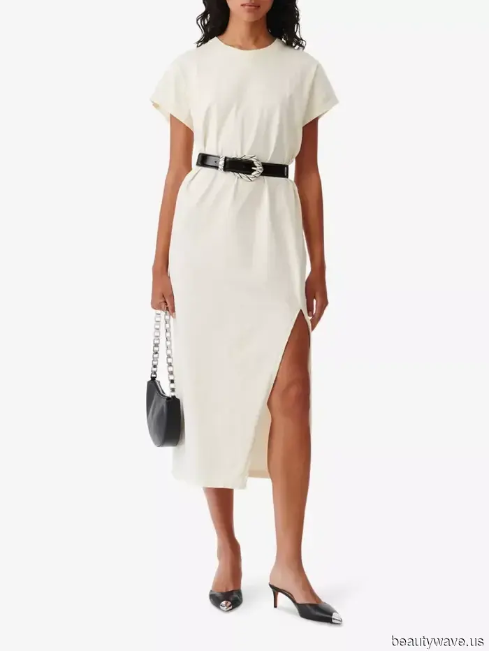 When I want my simple T-shirt dress to appear elegant, these are the shoes and bag I pair with it.