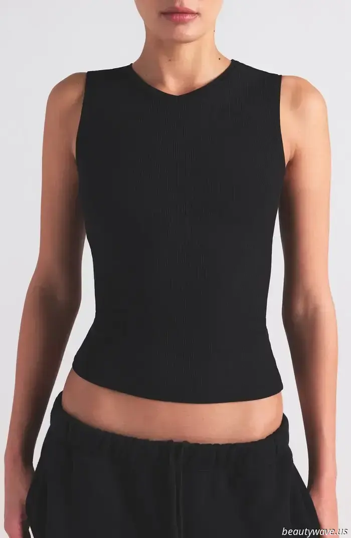 The Two Tank Top Trends That Elevate Every Outfit to Its Best in 2025