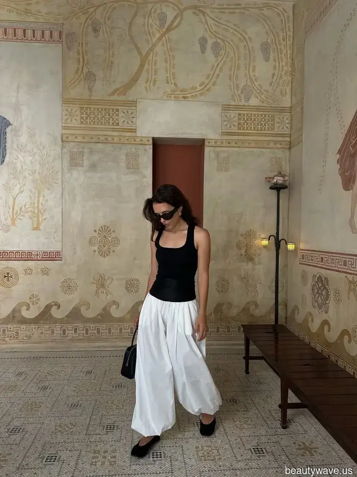 Taffeta! Drawstring! Balloon! 25 Non-Denim Trousers Expected to Sell Out by July 31