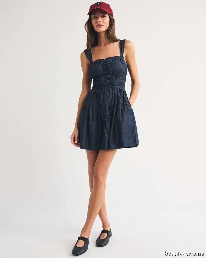 I miei colleghi più chic sono d'accordo&mdash;questo vestito esaurito della moda di strada è l'acquisto cult dell'estate 2026