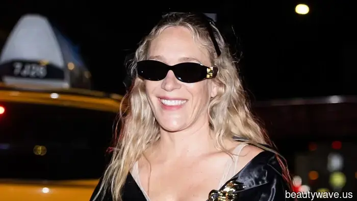 È Ufficiale: Questa È la Migliore Tendenza Colore 2026 da Indossare con il Blu Marino