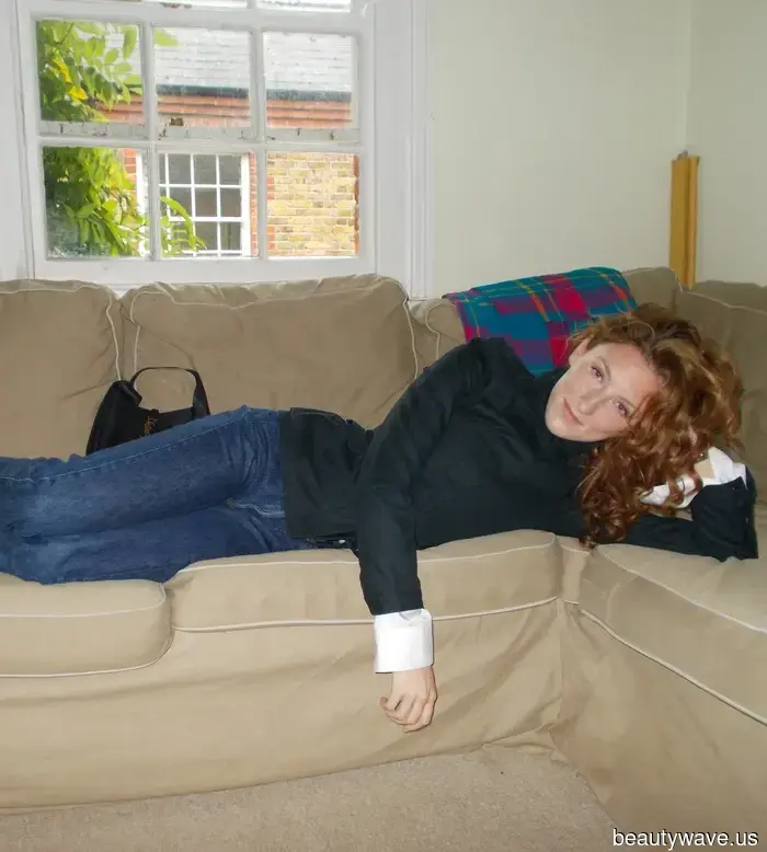 Meet Verona Farrell, the internet's cool girl who is turning list-making into the hottest trend this winter.