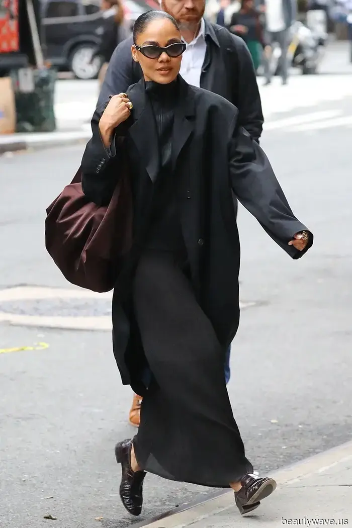 As a Gen Z Fashion Editor, here's the NYC-approved fall 2025 outfit trend I'm emulating to the fullest.