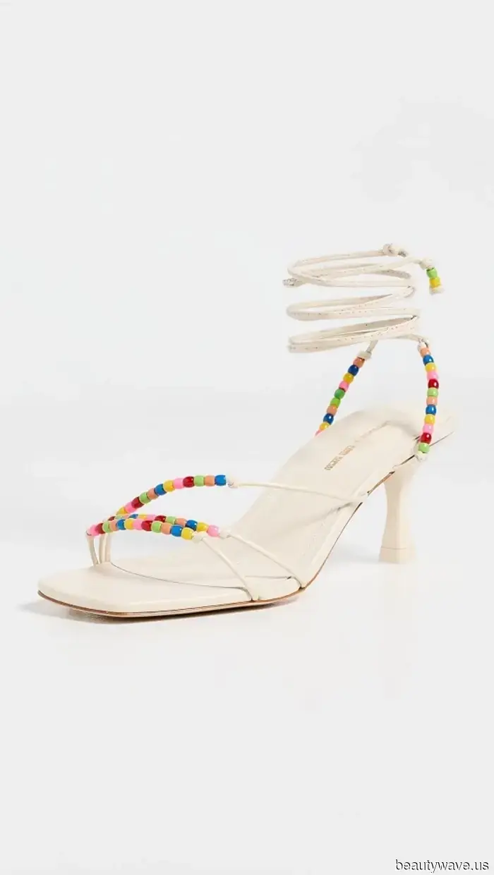 The It-Girl shoe trend that pairs perfectly with white jeans has officially arrived.