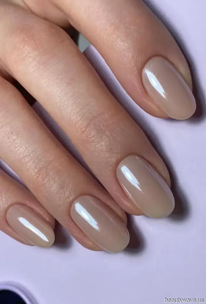 Chrome Nails Aren't Just a Trend; They're a Reflection of My Personality—26 Stylish Designs I've Collected