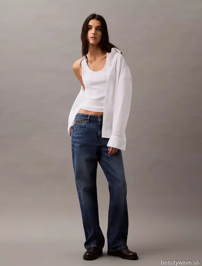 Introducing: The 2026 It-Girl Approach to Styling Summer Denim