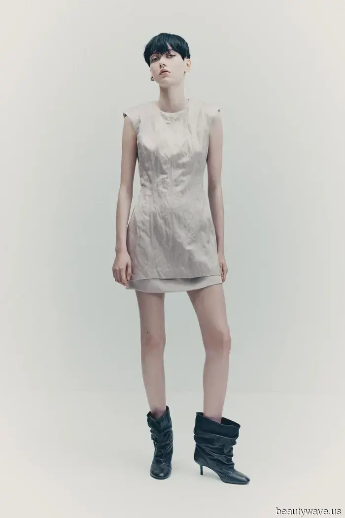 Если вы собираетесь носить платье с ботильонами, это тренд, который выглядит наименее устаревшим.