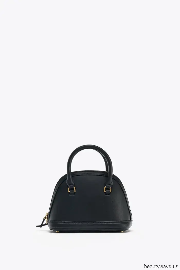 Не носите джинсы-буткаты, не увидев, как Риз Уизерспун только что их стилизовала в Нью-Йорке.