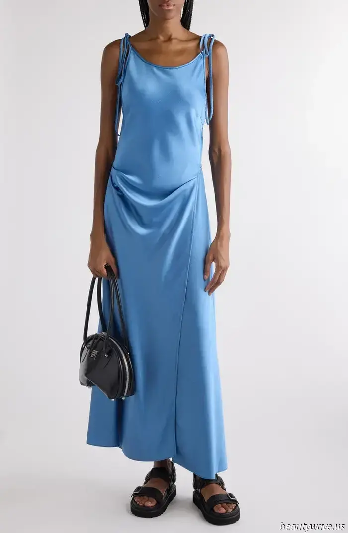 I'm amazed that these 15 stylish designer items are deeply discounted at Nordstrom at this moment.