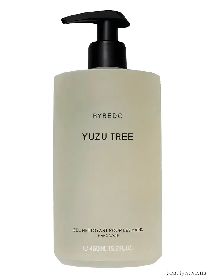 Модный редактор заходит в Saks Fifth Avenue&mdash;вот что они присматривают к праздникам