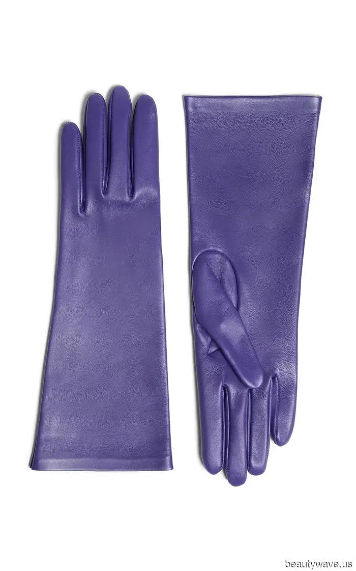 Nicht Burgunder oder Espresso&mdash;Wie man den hochpreisigen Farbtrend stylt, der gerade jeder mag.