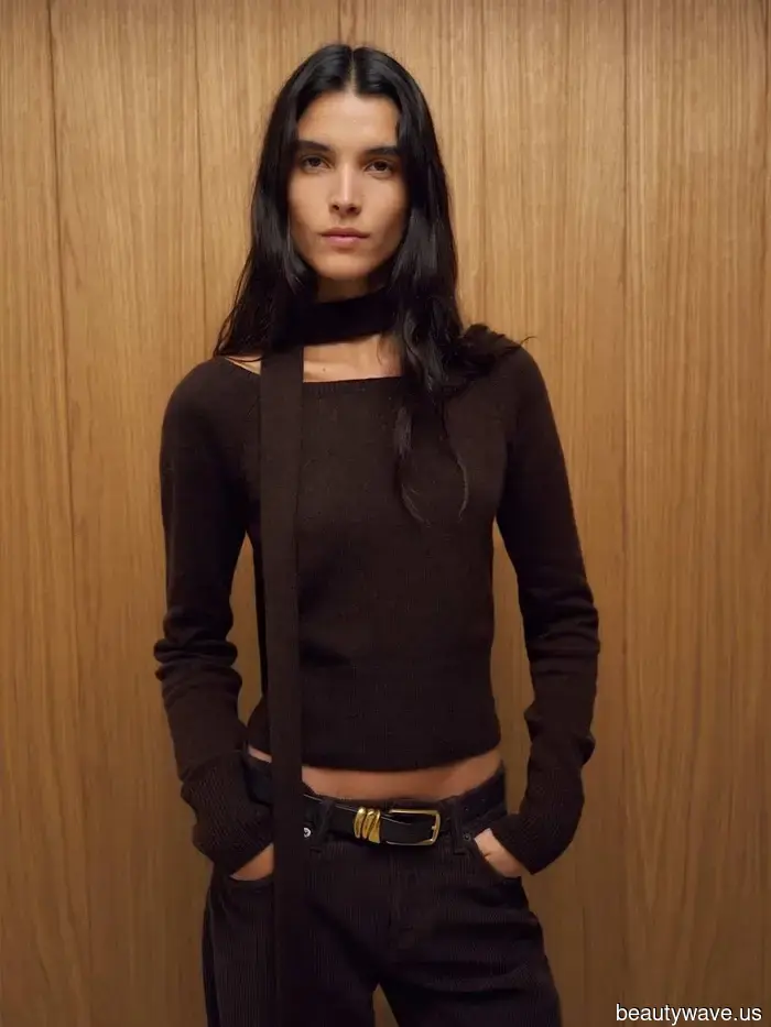 Dieser schicke Pullover-Stil sorgt garantiert dafür, dass jedes Winteroutfit teurer aussieht.