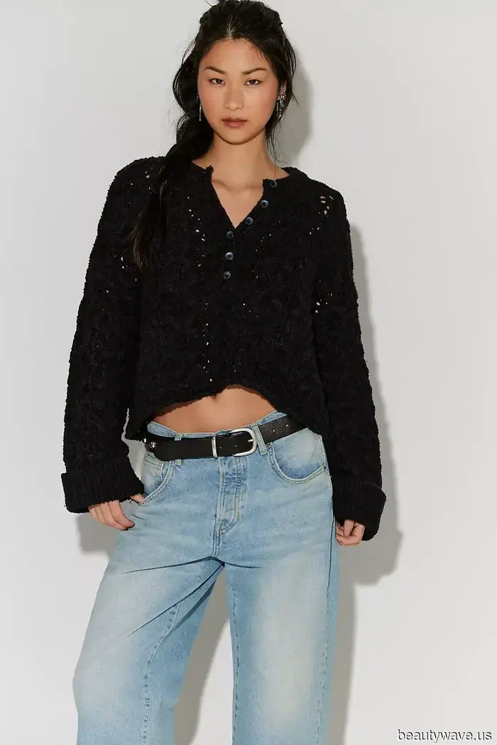 As a Fashion Editor who loves shopping at Free People, here are 21 new discounts that I can't stop thinking about.