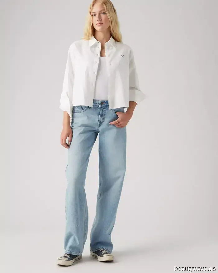 Ayo Edebiri hat gerade bewiesen, dass dieser elegante Schuhtrend hellblaue Jeans im Winter am besten zur Geltung bringt.