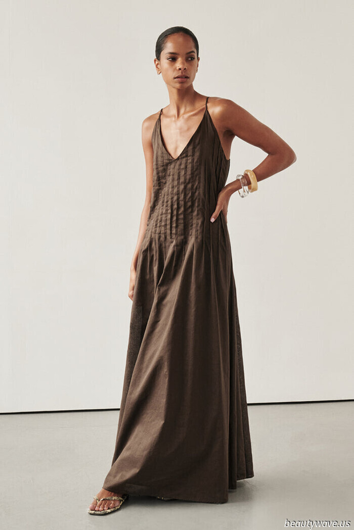 I Tried on the 6 Dissh Dresses That Are Currently in High Demand—Here’s How They Fit.
