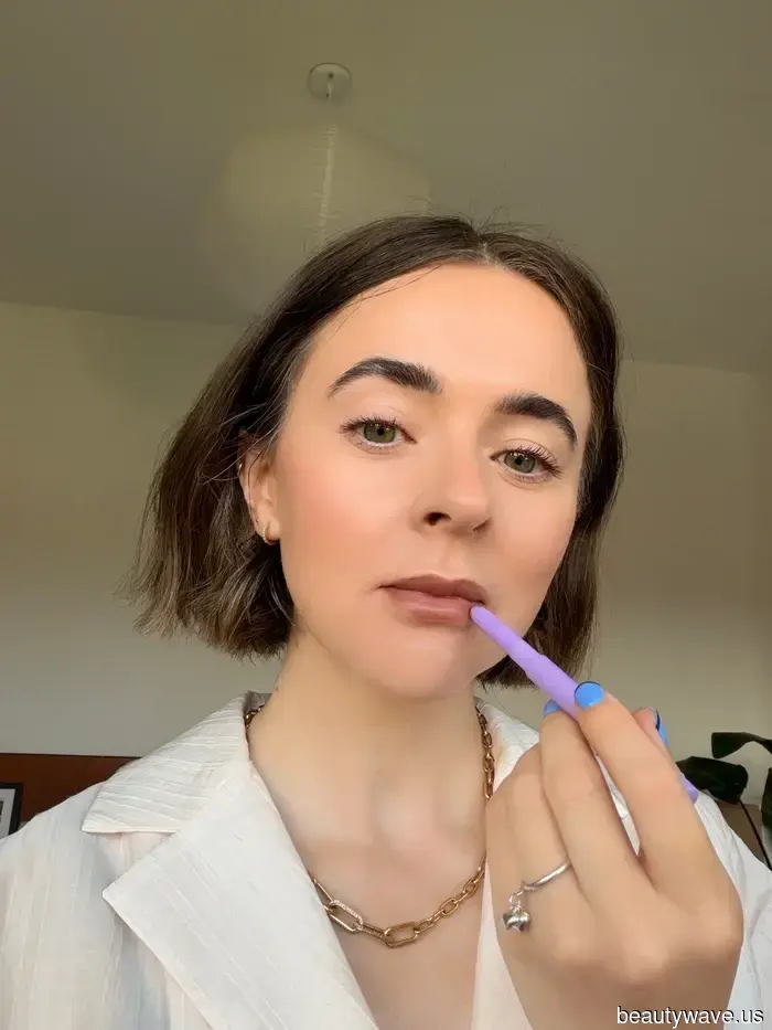 Hailey Bieber has inspired me to start wearing brown lipstick once more—here are the shades I would genuinely recommend.