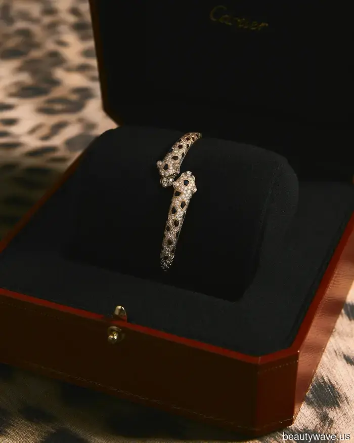 The Perfect Gift Suggestions for Every Fashion Enthusiast