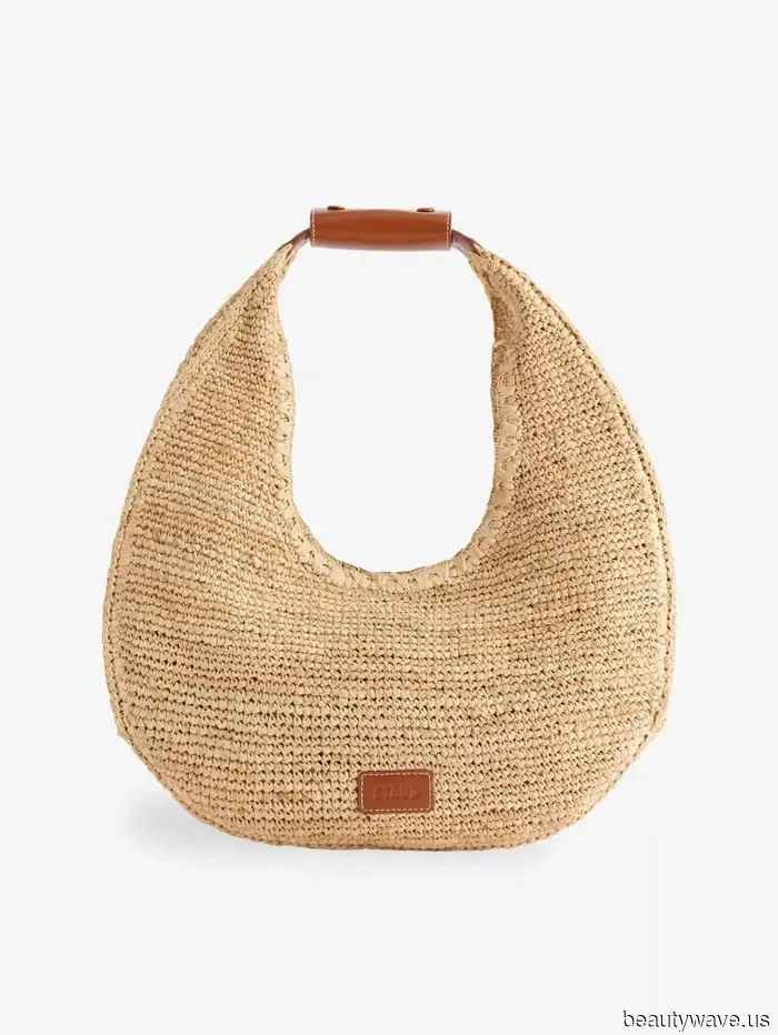 Neither Leather nor Suede—This Is the Sophisticated Bag Trend Stylish Women Revisit Each Summer