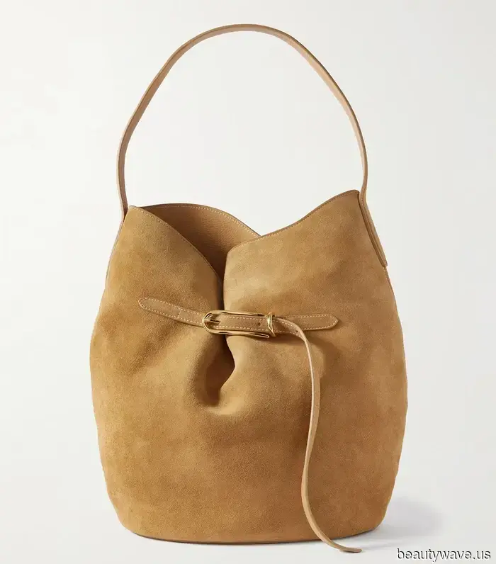 I Keep Noticing These 6 Bag Trends on Every Block in Brooklyn