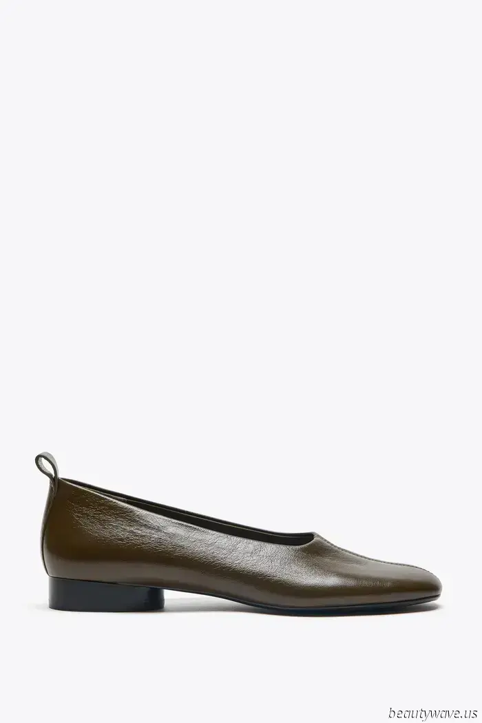 Breaking News: French Women Have Moved On from Sandals—Here Are 3 Types of Shoes They Are Currently Sporting Instead.