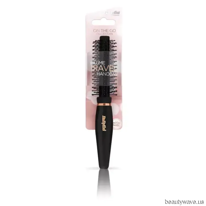 Nein, keine Vorhangfrisur&mdash;Dakota Johnson hat gerade den größten Fransen-Trend der Saison bestätigt.