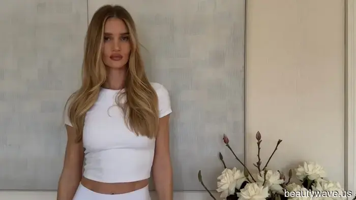 I'm Usually Against Leggings, But This Controversial Spring Color Trend Has Caused Me to Reconsider.